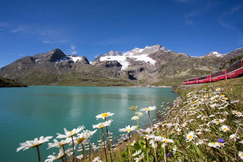 Hotel Bernina Express  Švýcarsko vlakem